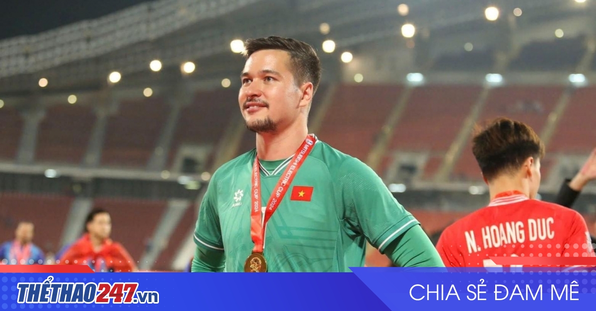 Thủ môn Việt kiều Filip Nguyễn nói không với rượu bia