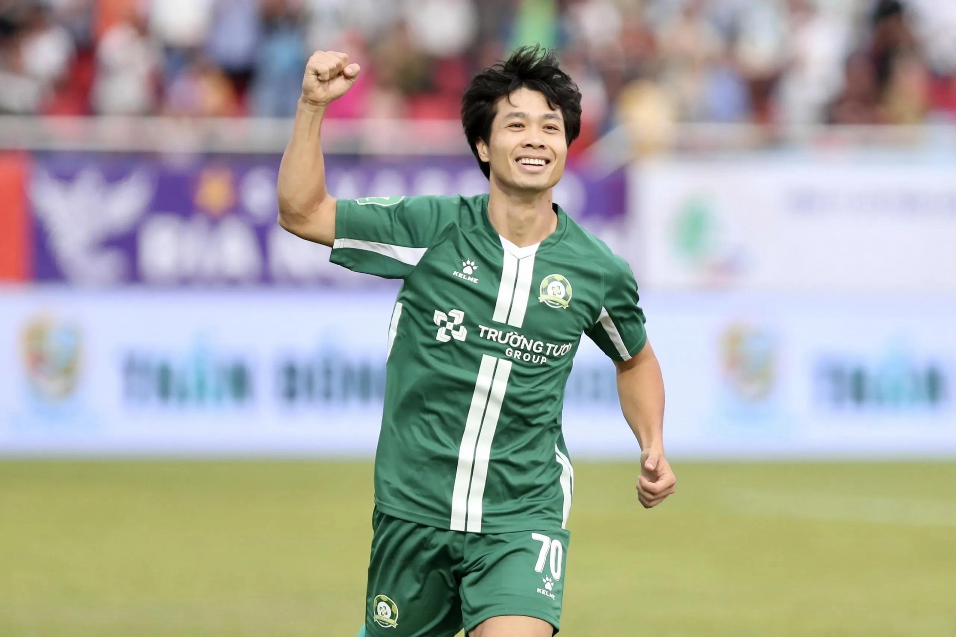 Đồng Nai thua thảm Viettel trong ngày Công Phượng trở lại V-League