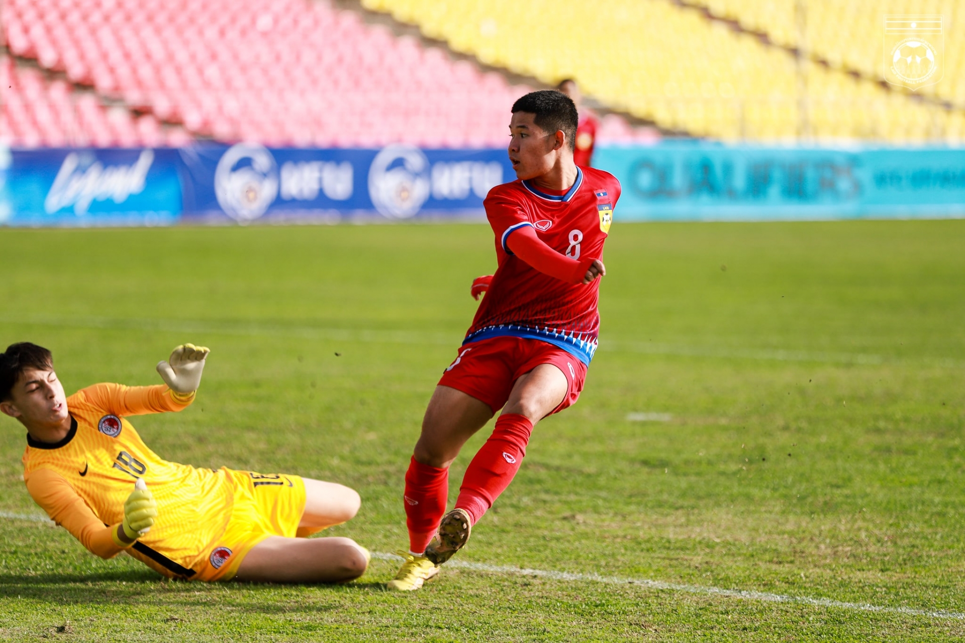 U17 Lào xuất hiện cặp đôi 'tiểu Mbappe - Benzema' đầy triển vọng 199406