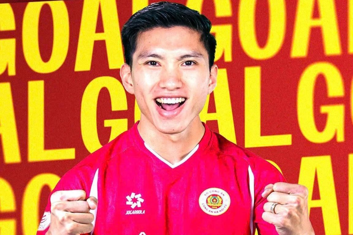 Văn Hậu ghi bàn trở lại sau 3 năm bằng siêu phẩm để đời