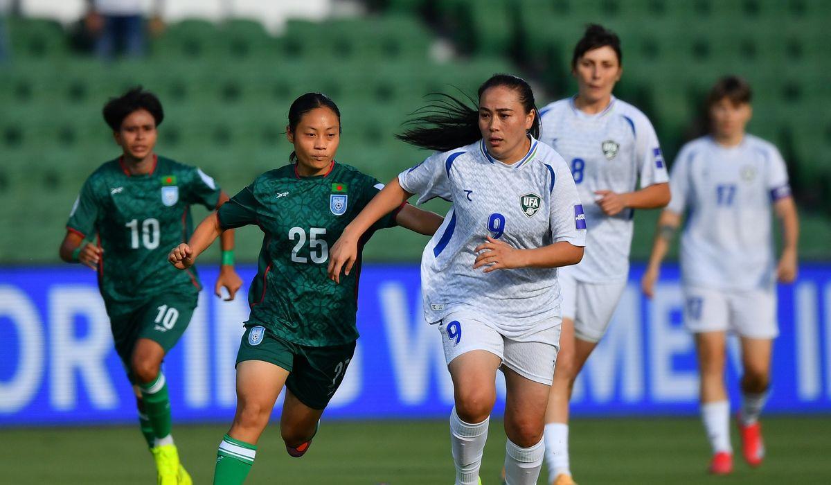 Thắng đậm Bangladesh, nữ Uzbekistan áp sát tứ kết châu Á
