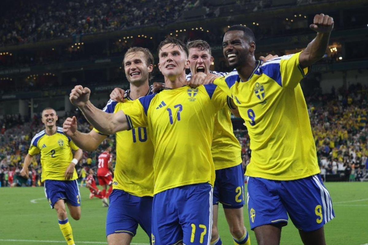 Gyokeres và Isak bùng nổ, Thụy Điển đại thắng ngày ra quân World Cup