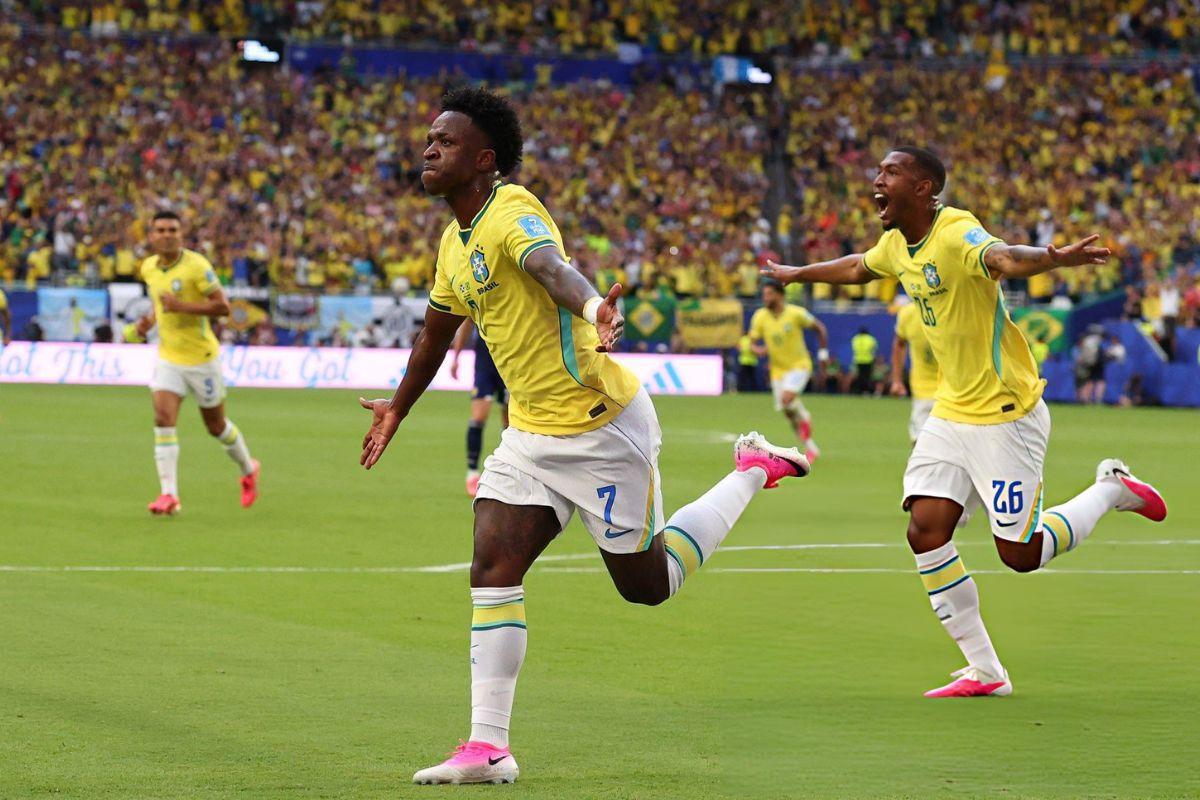 Trực tiếp bóng đá Scotland 0-2 Brazil: Vinicius lập cú đúp