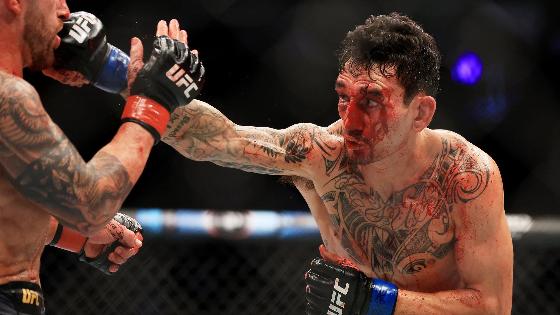 Max Holloway đánh dấu sự trở lại UFC bằng chiến thắng trước Allen-269698