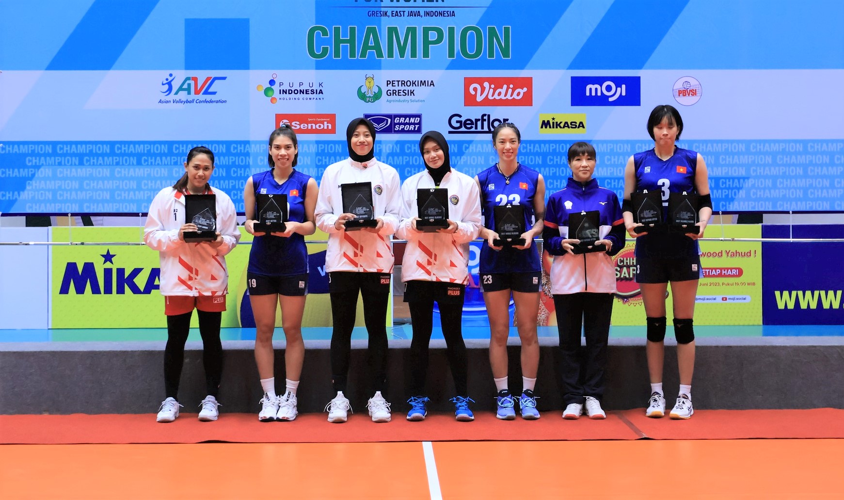 Trao thưởng cá nhân và đồng đội Challenger Cup châu Á 2023: Việt Nam vô địch 296158