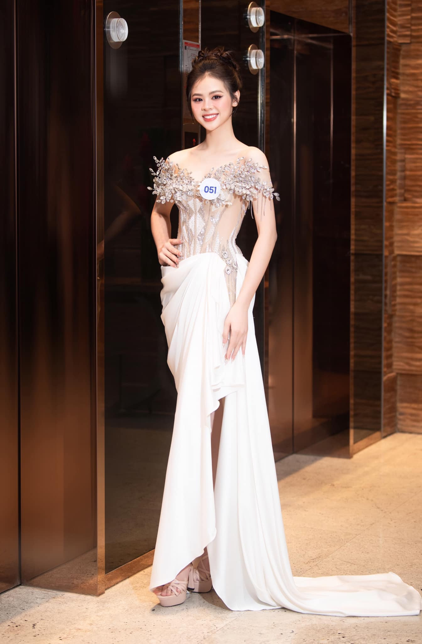 Hoa khôi bóng chuyền giành vé đầu tiên vào Top 20 Miss World Vietnam 2023 305590