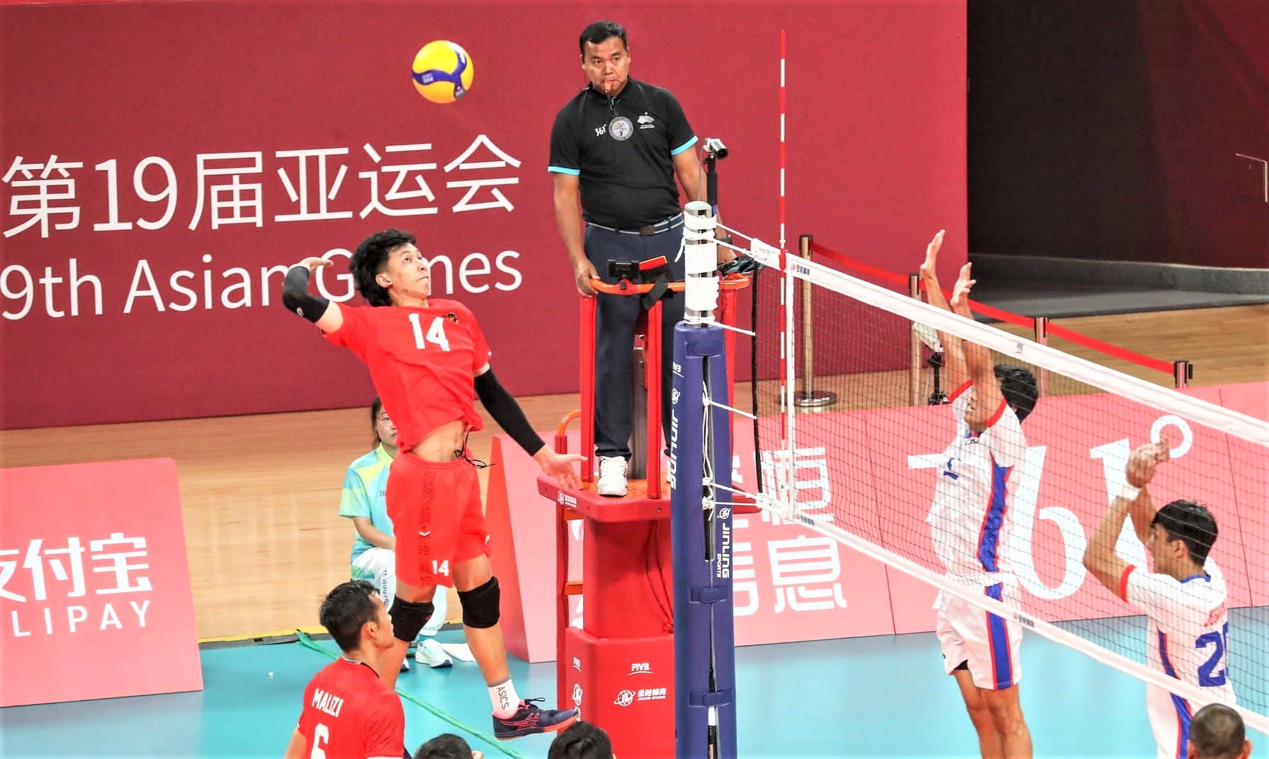 Derby ĐNÁ: Philippines thua nuối tiếc Indonesia ở ASIAD 329591