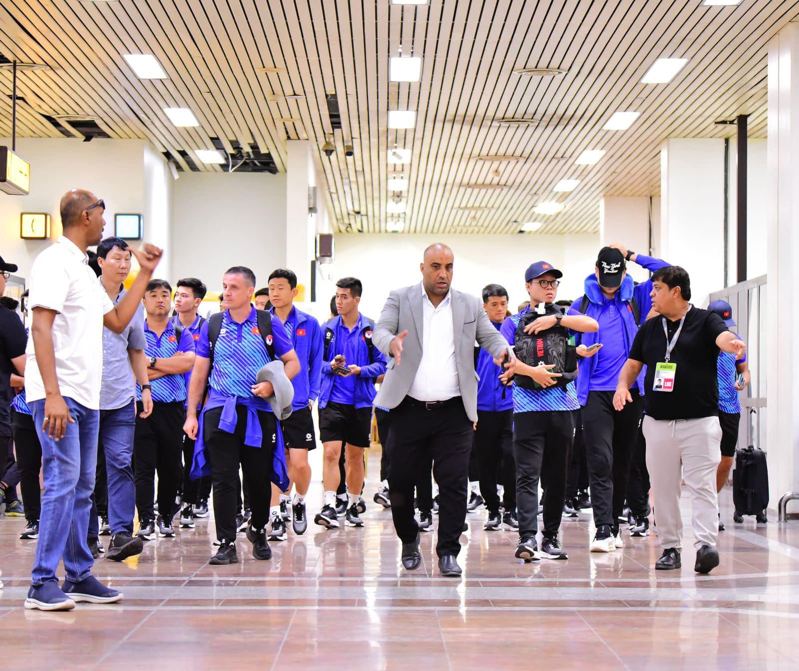 ĐT Việt Nam đã có mặt tại Iraq 477673