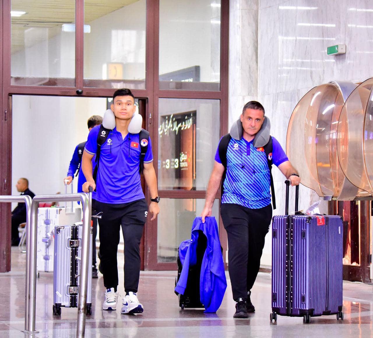 ĐT Việt Nam đã có mặt tại Iraq 477679