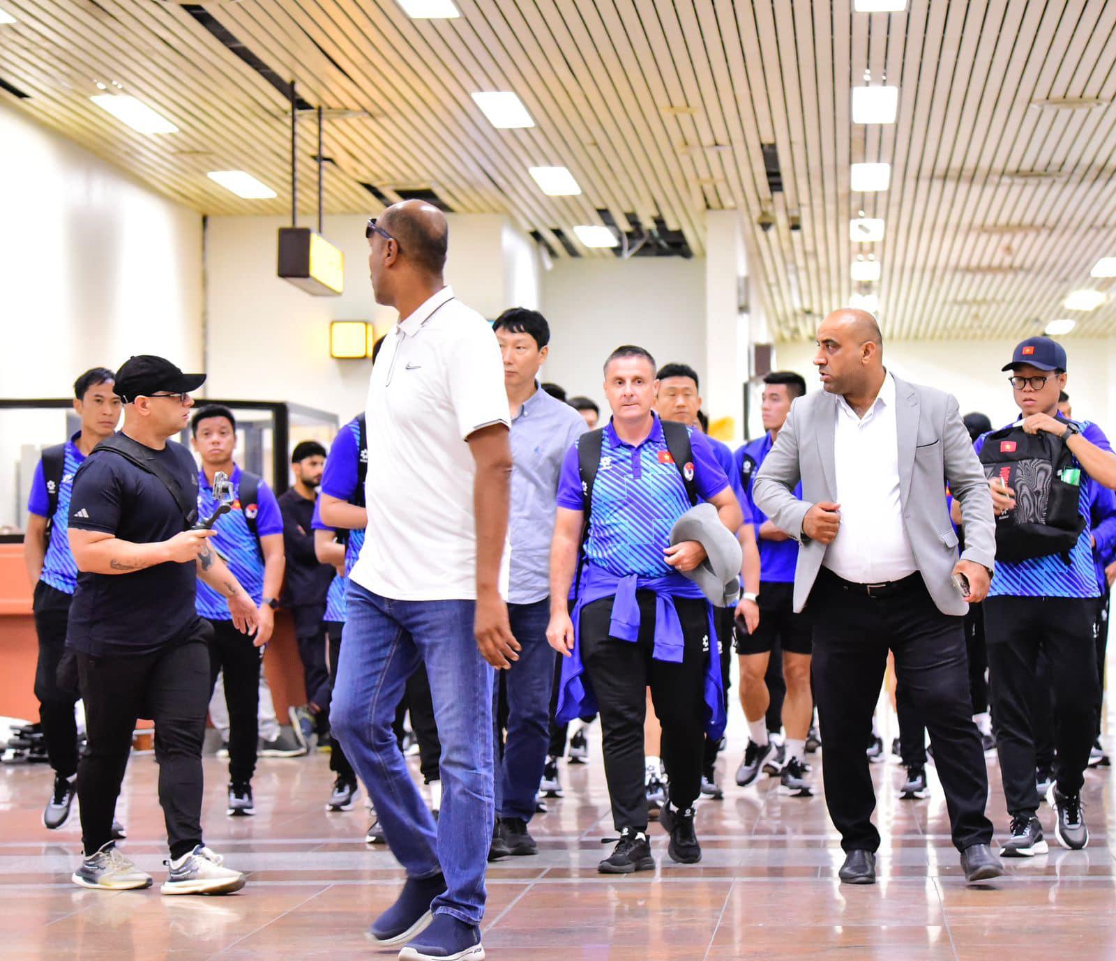 ĐT Việt Nam đã có mặt tại Iraq 477680