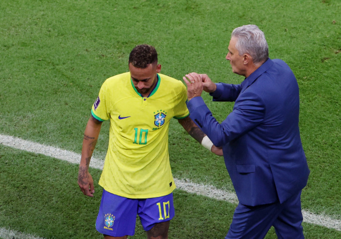 HLV Brazil nhận sai với Neymar trước trận gặp Thụy Sĩ 224547