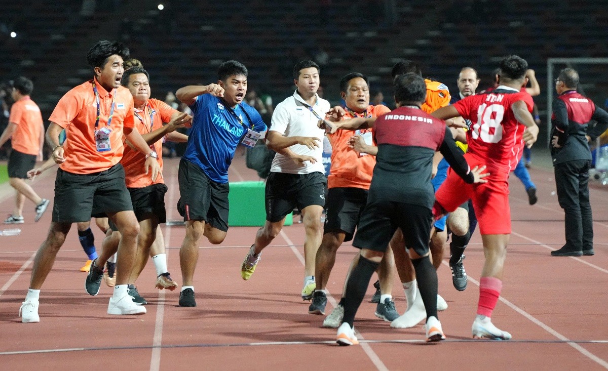 timnas-indonesia-u-22-ribut-dengan-thailand-di-final-sea-games-2023-begini-tanggapan-pssi-nya-kamboja-acdhudbfg3-1684400234.jpg