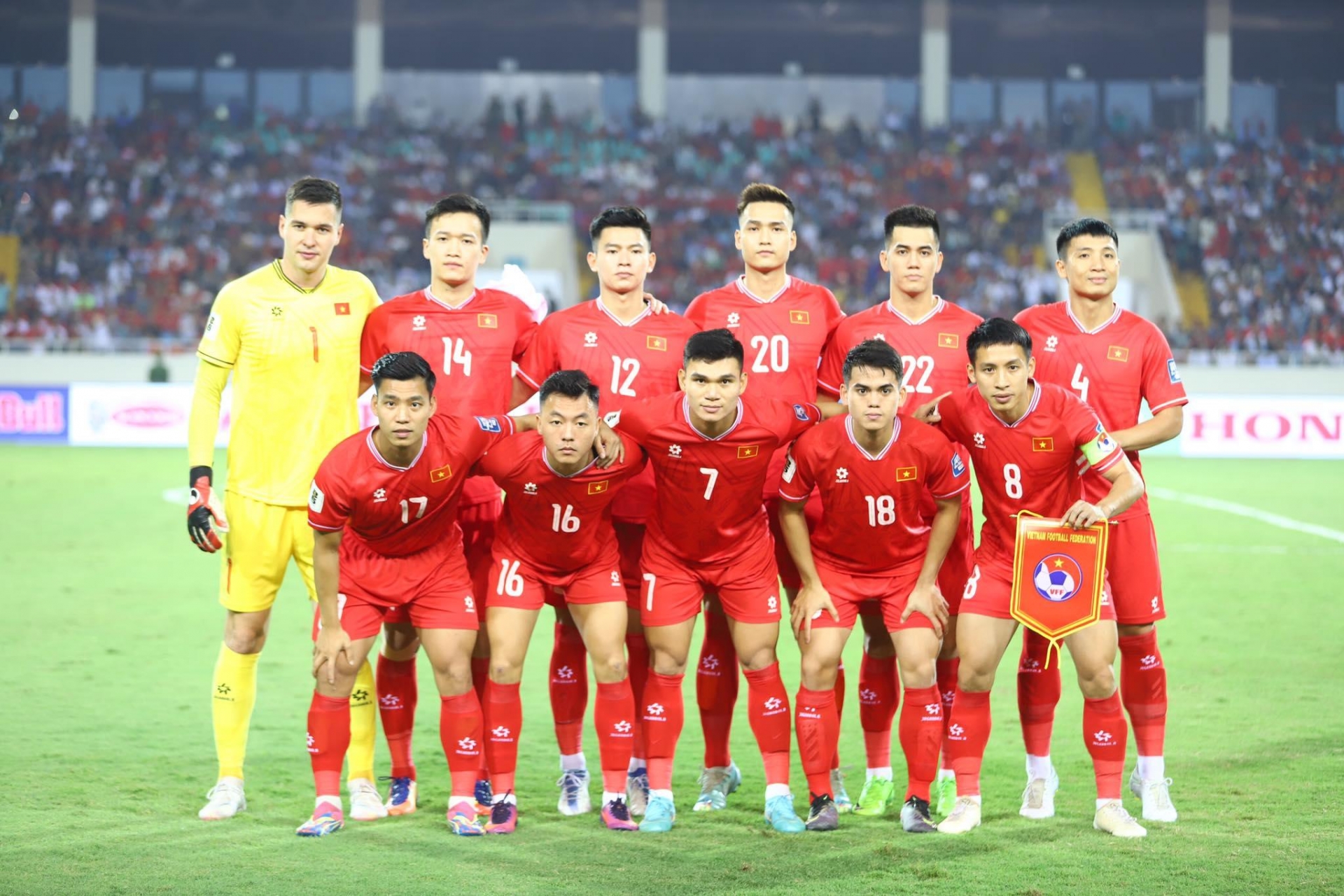 Trực tiếp Việt Nam 0-0 Indonesia: Nhập cuộc hấp dẫn! 430023