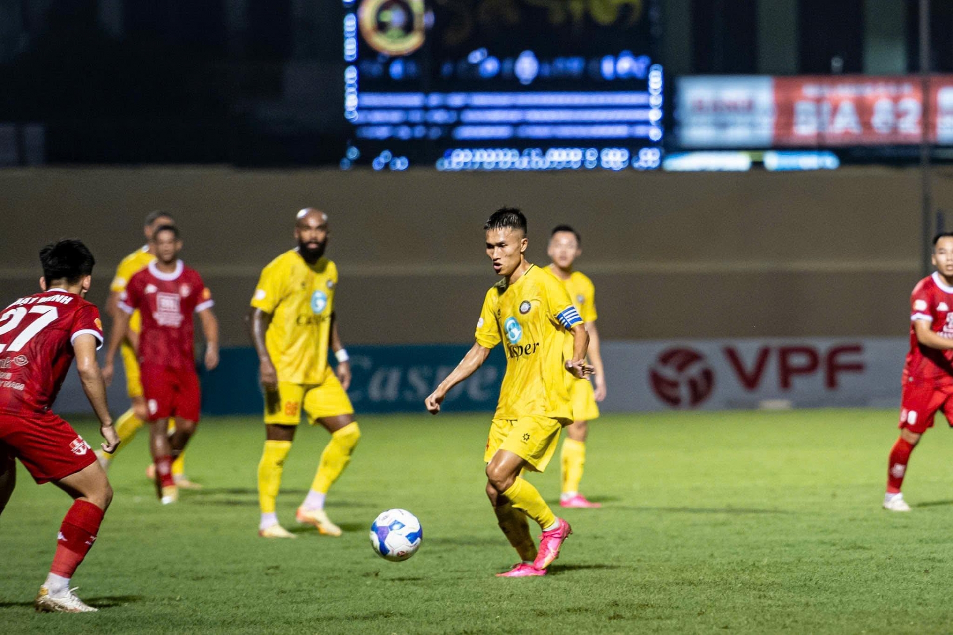 Trực tiếp Thanh Hóa 1-1 BG Pathum United: Chủ nhà gỡ hòa