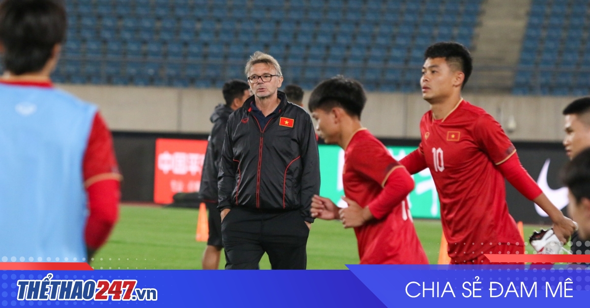 特魯西埃教練對越南國家隊的特殊情況“屏住呼吸”