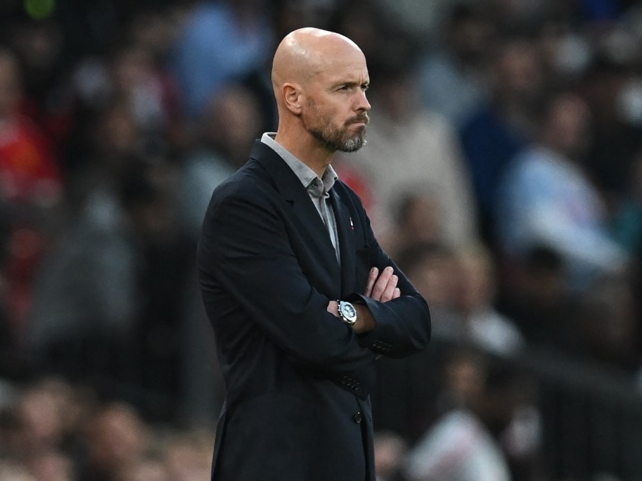 HLV Ten Hag: 'MU là 1 đội bóng bạc nhược'