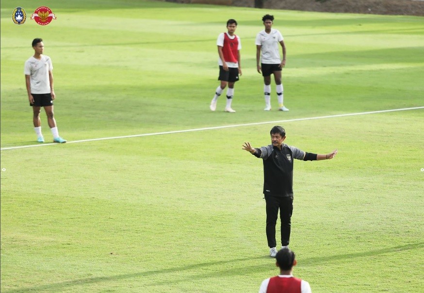 meski-terhindar-dari-grup-neraka-di-sea-games-2023-indra-sjafri-terus-matangkan-persiapan-dan-taktik-permainan-timnas-indonesia-u-22-s5qqp19z58-1680927222.jpg