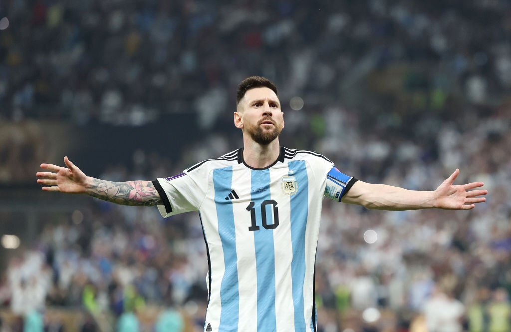 Vô địch World Cup, Messi tiện tay lập nên kỷ lục 'trăm năm có một' 233466