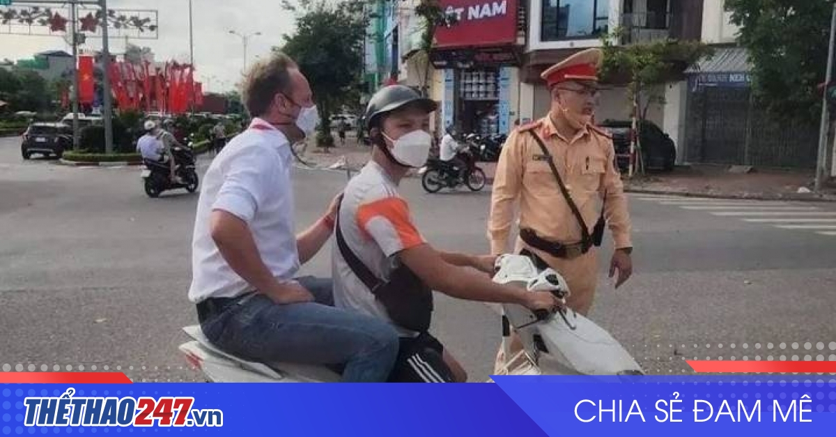 thumbnail - HLV Polking trải lòng khi bị cảnh sát giao thông Việt Nam xử phạt