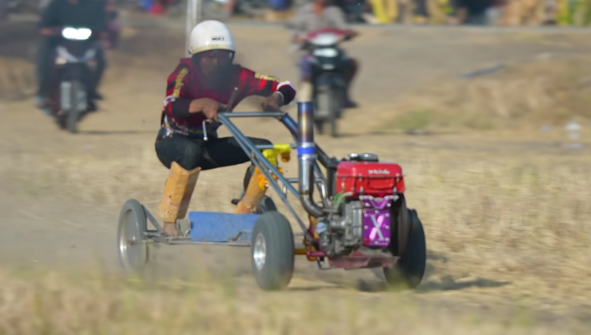 these-thai-rice-tractor-racers-are-the-real-og-ricers-civic-owners-have-nothing-on-them-213020_1