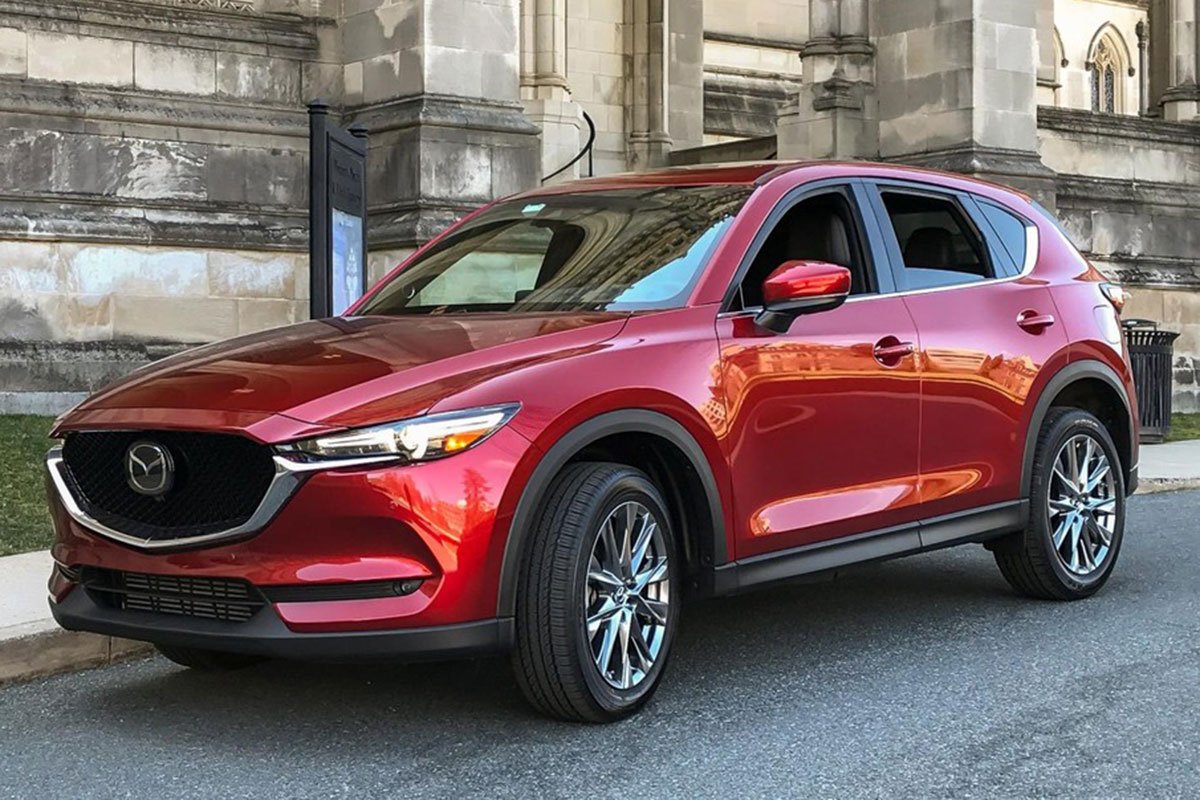 Mazda CX-5 tiếp tục giảm sâu chạm đáy đẩy hàng tồn, giá chỉ còn ngang Hyundai Creta