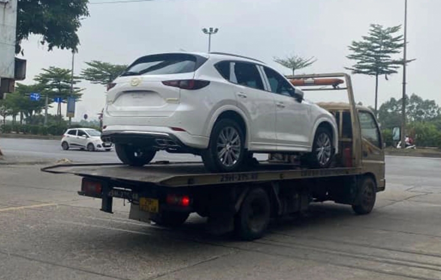 Mazda CX-5 2023 tiếp tục lộ diện tại Việt Nam: Nâng cấp ngoại thất, ngày ra mắt không còn xa 294090
