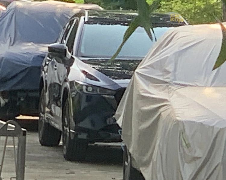 Mazda CX-5 2023 tiếp tục lộ diện tại Việt Nam: Nâng cấp ngoại thất, ngày ra mắt không còn xa 294092