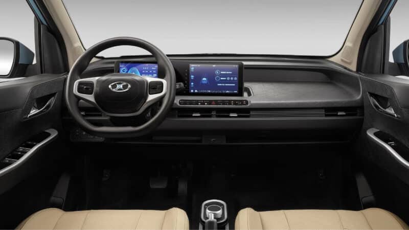 ‘Bản sao thu nhỏ’ của Toyota Alphard chính thức mở bán, giá quy đổi gây sốc 301733