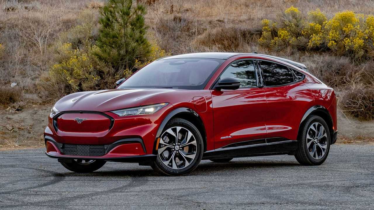 2021-ford-mustang-mach-e