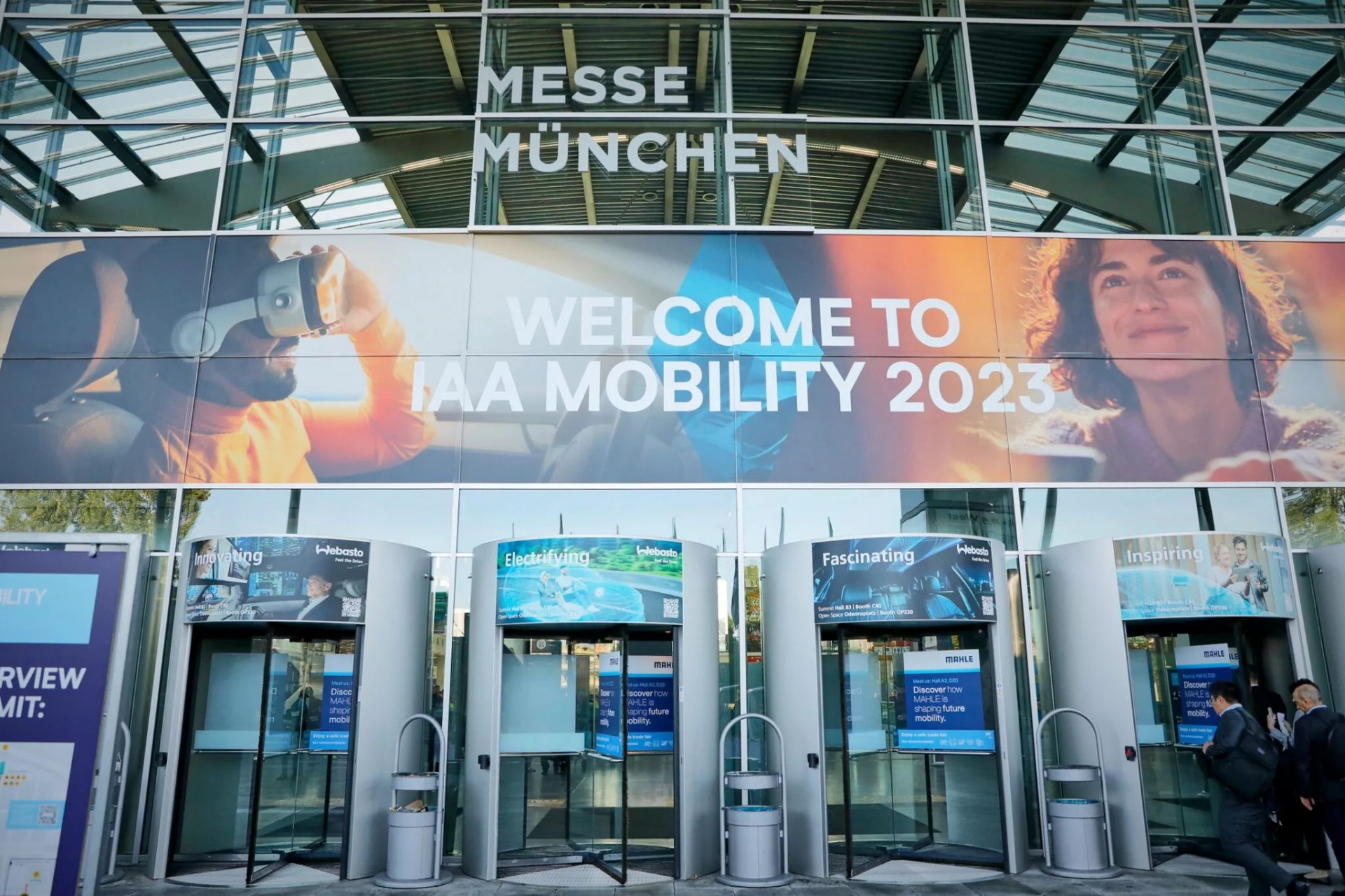 IAA-Munich-2023-Entrance-2048x1366_result