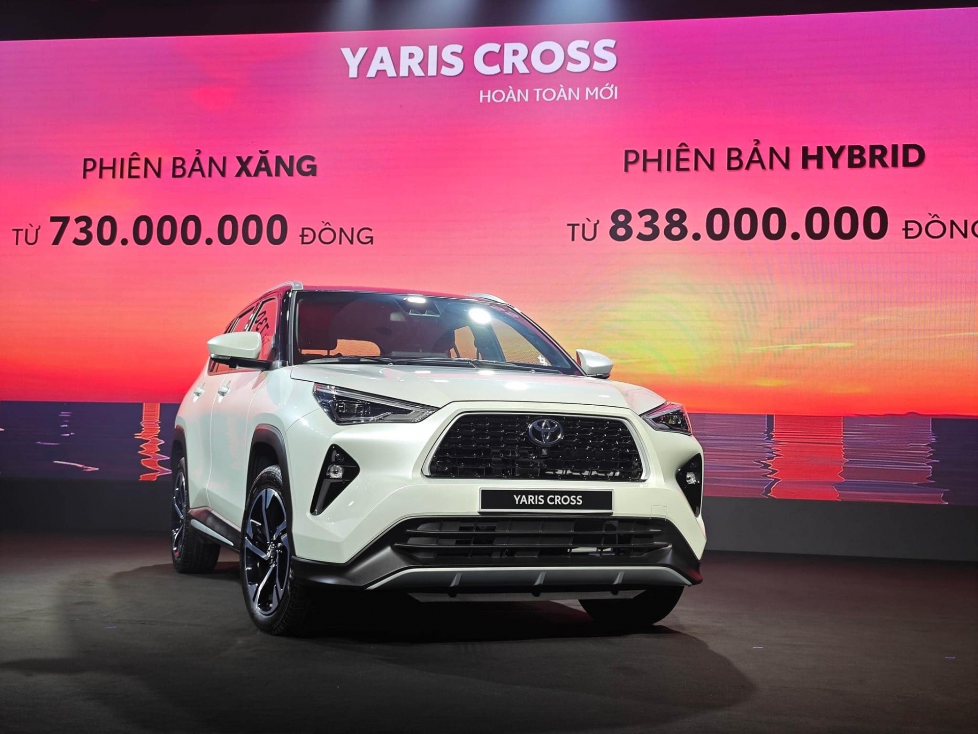 Chênh nhau hơn 100 triệu, hai biến thể của Toyota Yaris Cross vừa ra mắt có gì khác biệt? 328990