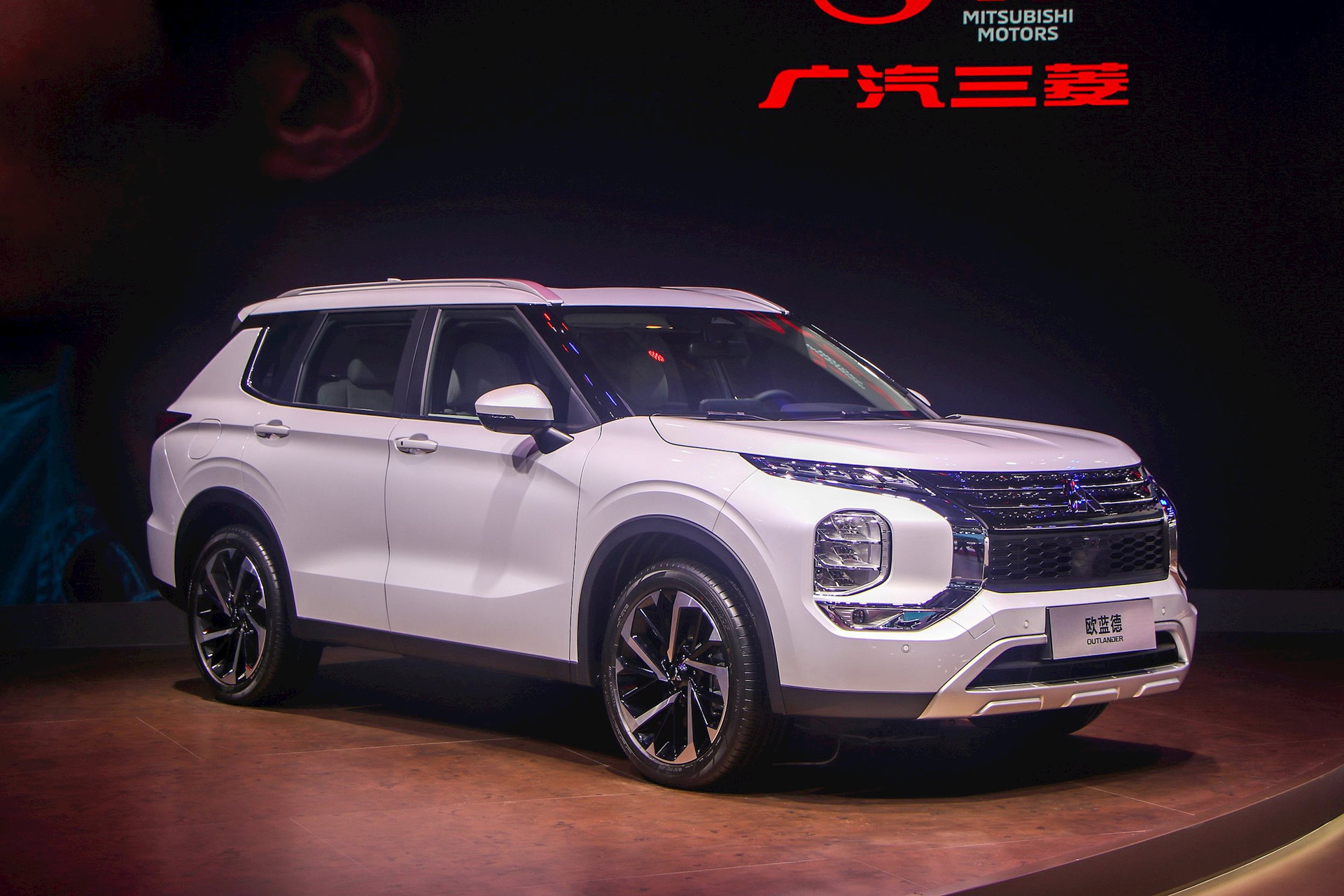gac_mitsubishi_outlander_for_guangzhou_international_auto_show_2022