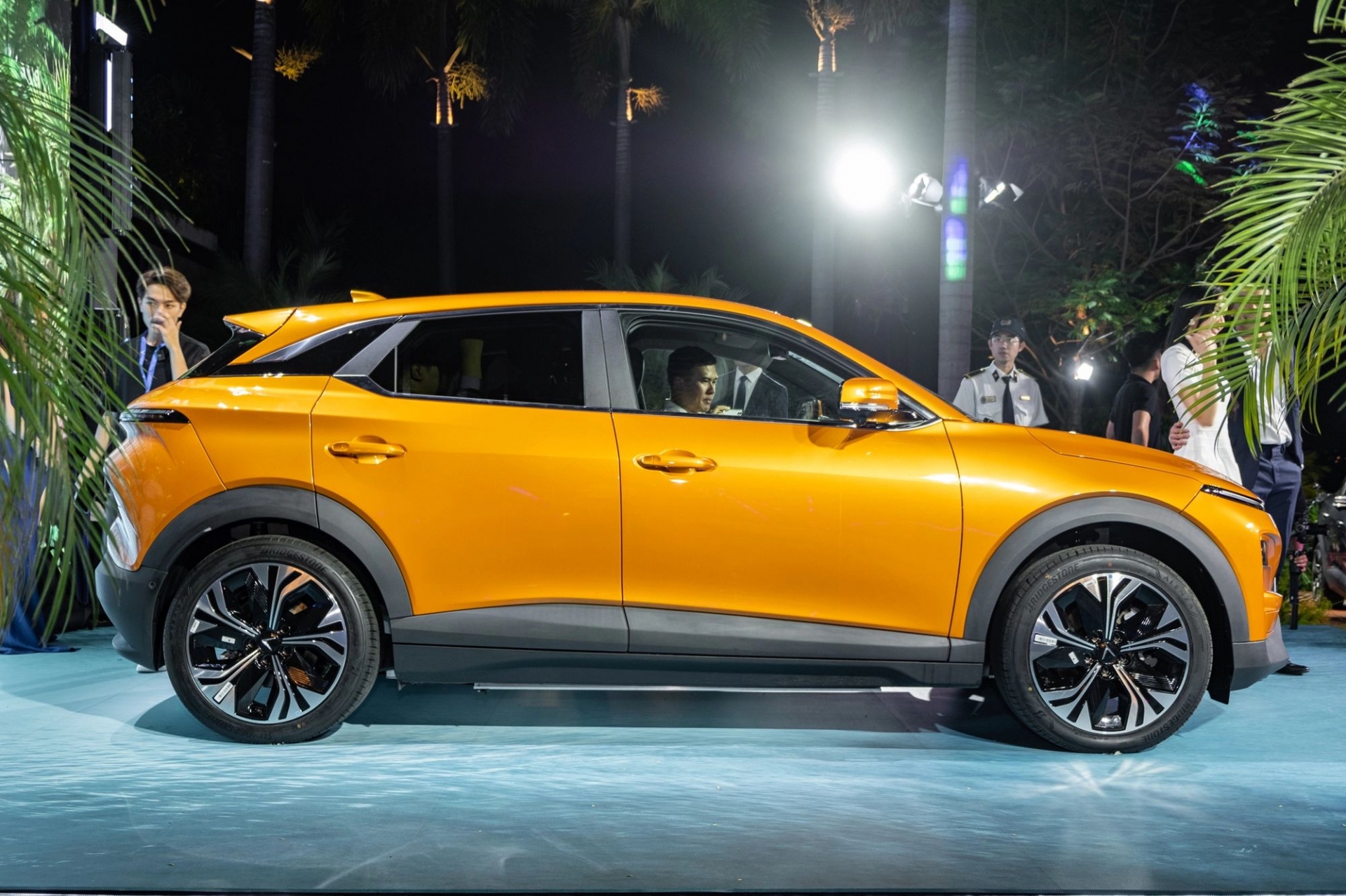 vinfast-vf-6-20-1695989504307207866775-1695992352598-16959923527071080995716_result