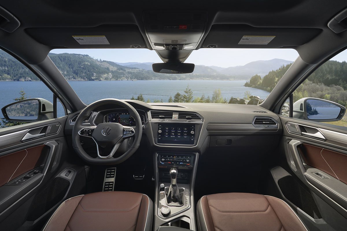 danh-gia-xe-volkswagen-tiguan-2022-oto-com-vn-10-0afe