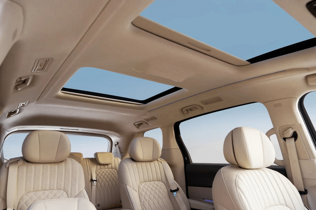 MPV của thương hiệu đang bán xe tại Việt Nam ra mắt bản nâng cấp, sang trọng không kém Maybach 340814