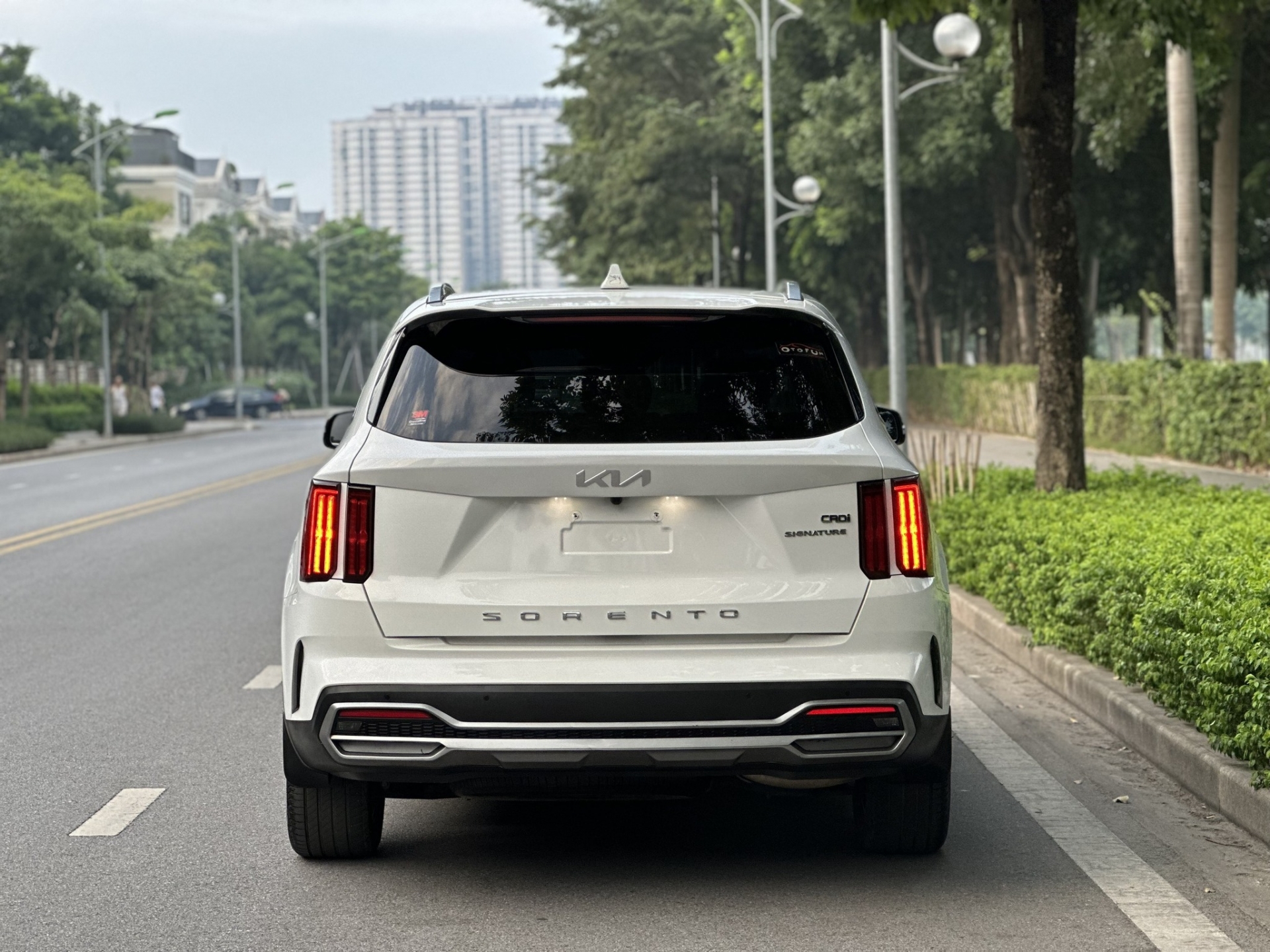 Sau 3 năm lăn bánh, Kia Sorento cũ xuống giá khó tin 341348