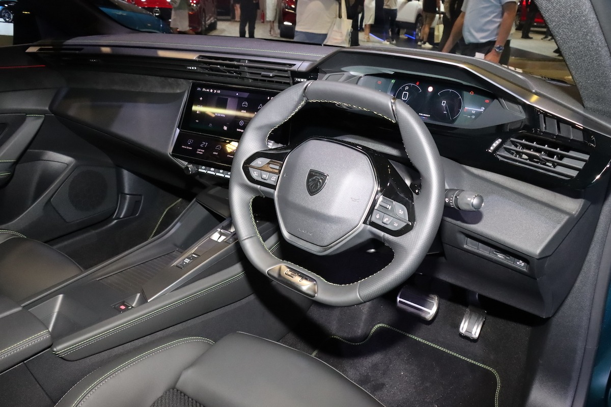 Peugeot 408 ấn định ngày ra mắt thị trường Việt, thiết kế coupe độc đáo đấu Tucson, CR-V 342588