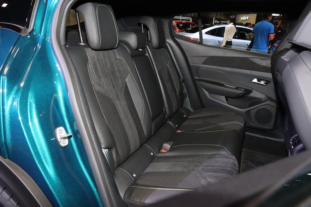 Peugeot 408 ấn định ngày ra mắt thị trường Việt, thiết kế coupe độc đáo đấu Tucson, CR-V 342589