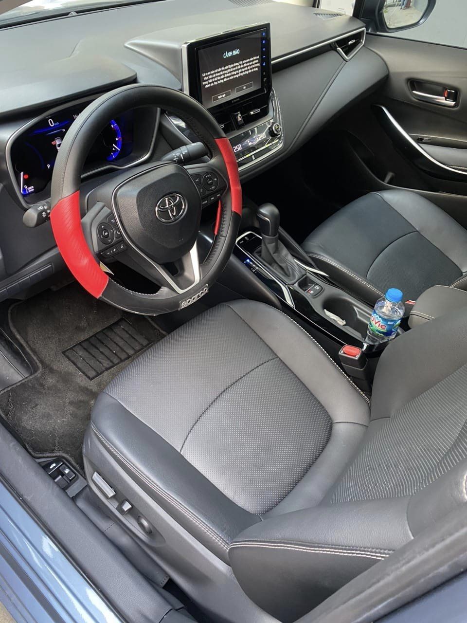 Mới lăn bánh gần 2.000 km, Toyota Corolla Altis ‘siêu lướt’ rớt giá khó tin 345261