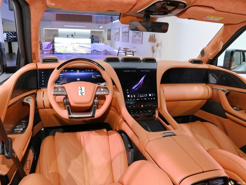 vua-ra-mat-suv-doc-la-cua-hang-xe-sap-vao-viet-nam-ghi-nhan-luong-dat-hang-kho-tin-339135