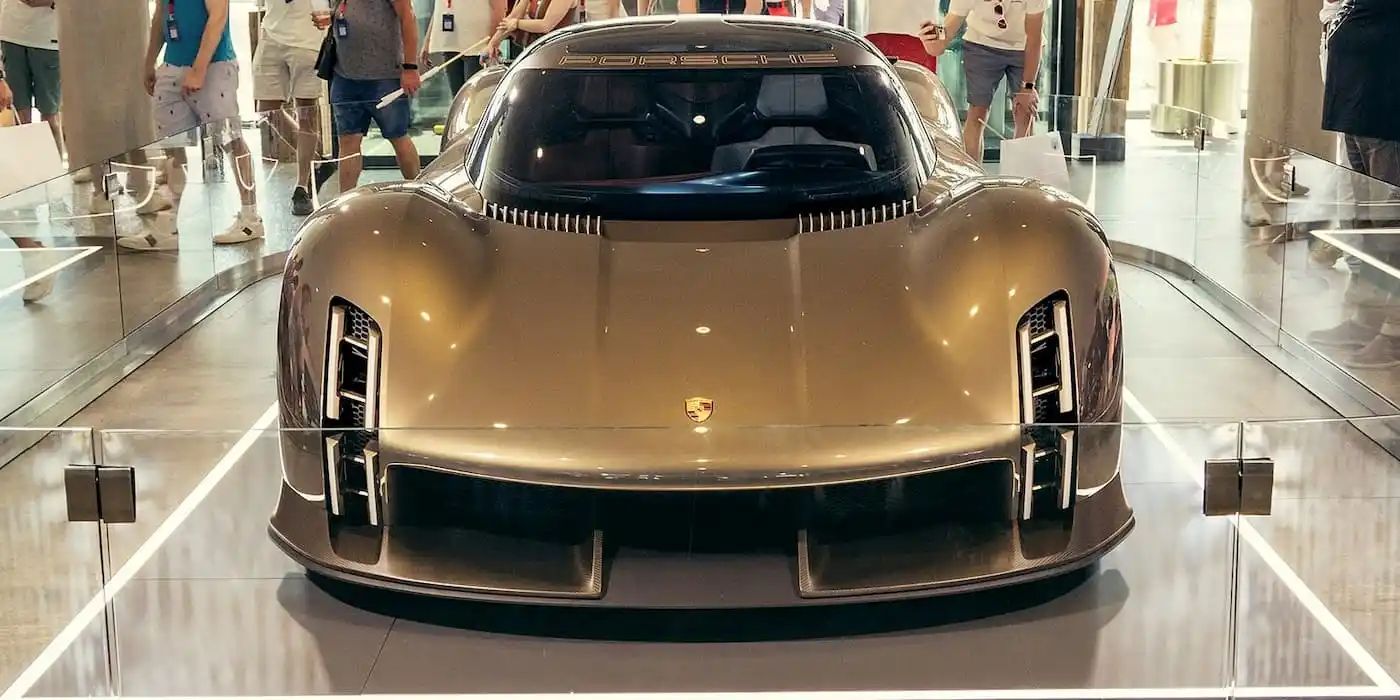 Porsche-new-EVs-design_result