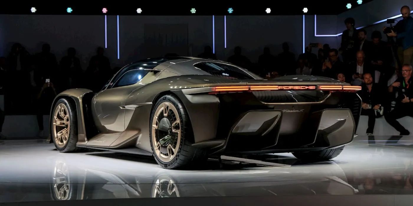 Xe điện Trung Quốc đang ép ô tô Đức phải thiết kế phá cách hơn? 345598