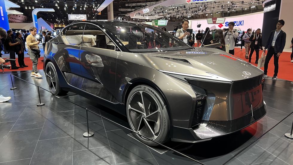 Chiêm ngưỡng Lexus ZF-ZL - nguyên mẫu SUV điện cỡ lớn đến từ tương lai 349030