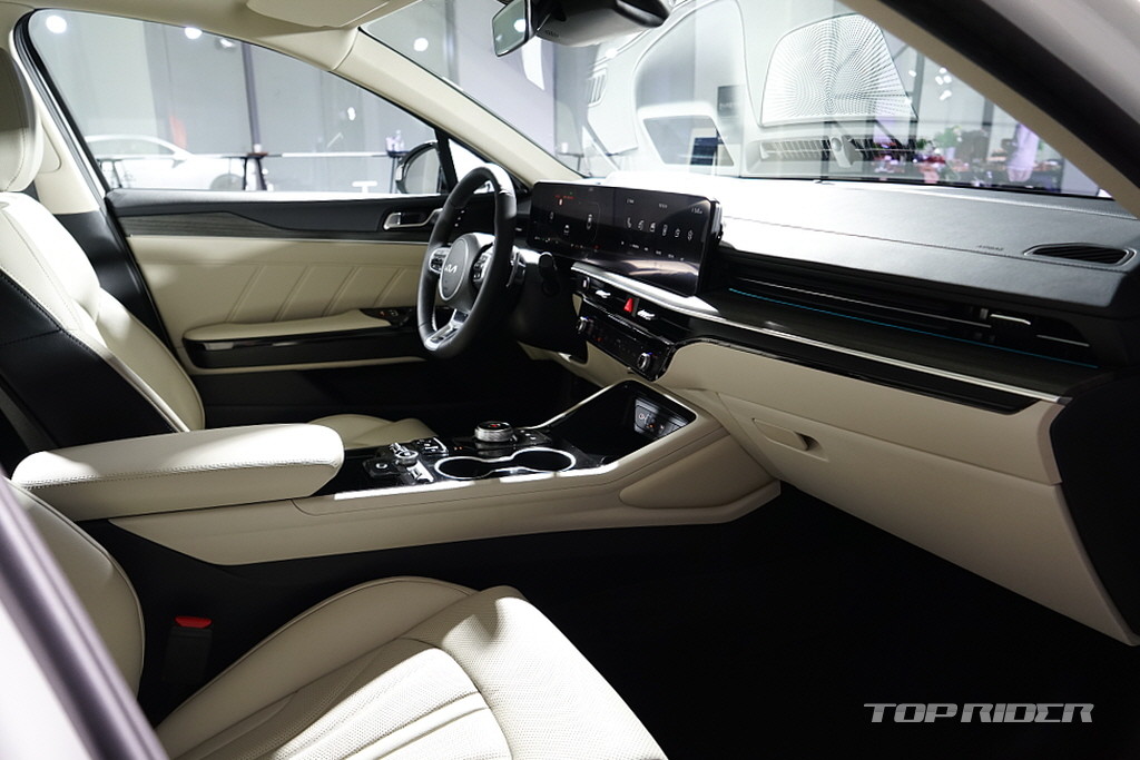 Chiêm ngưỡng ảnh thực tế của Kia K5 2024 vừa ra mắt, chờ ngày về Việt Nam đấu Camry, Accord 350912