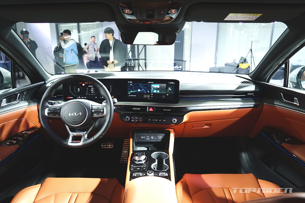 Chiêm ngưỡng ảnh thực tế của Kia K5 2024 vừa ra mắt, chờ ngày về Việt Nam đấu Camry, Accord 350913