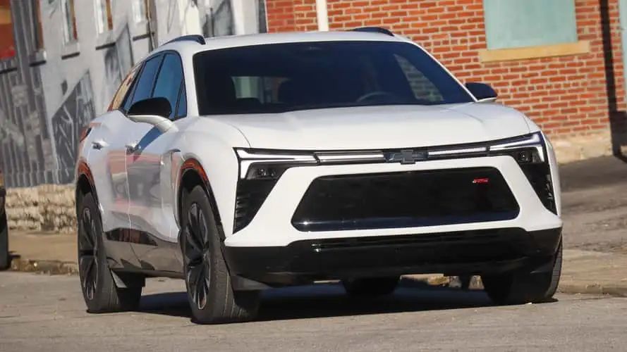 chevrolet-blazer-ev-rs-ama-topshot_result