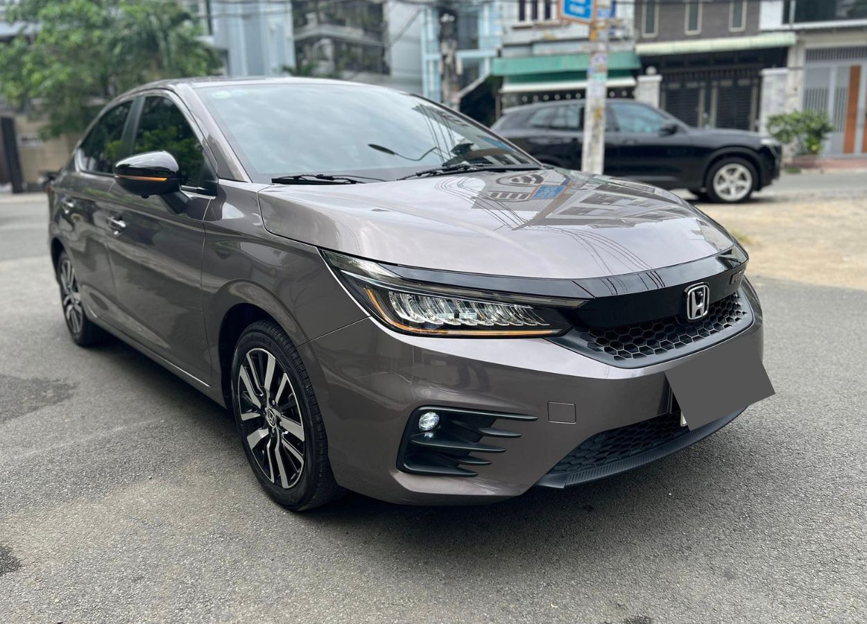 Lăn bánh 2 năm, Honda City RS xuống giá khó tin trên sàn xe cũ 379101