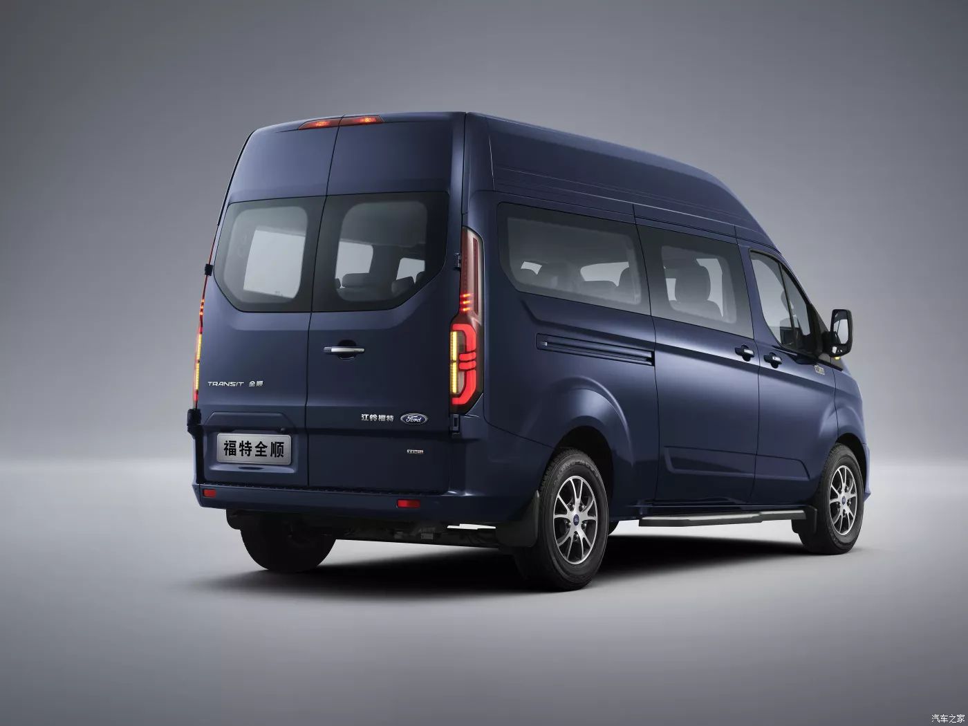 Jiangling-Ford-Transit-2_result