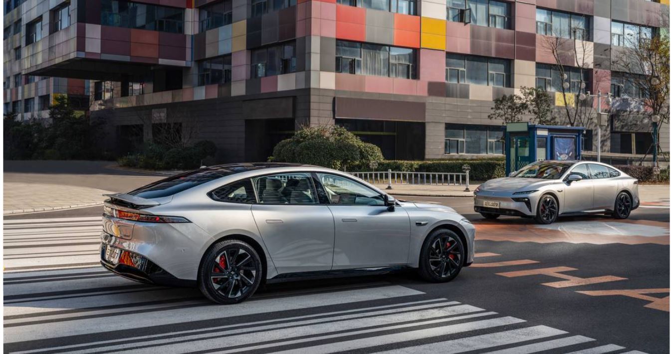 Dongfeng eπ 007 chốt ngày mở bán: Xe điện với cửa mở như Lamborghini, phạm vi hoạt động 1.200 km 385413