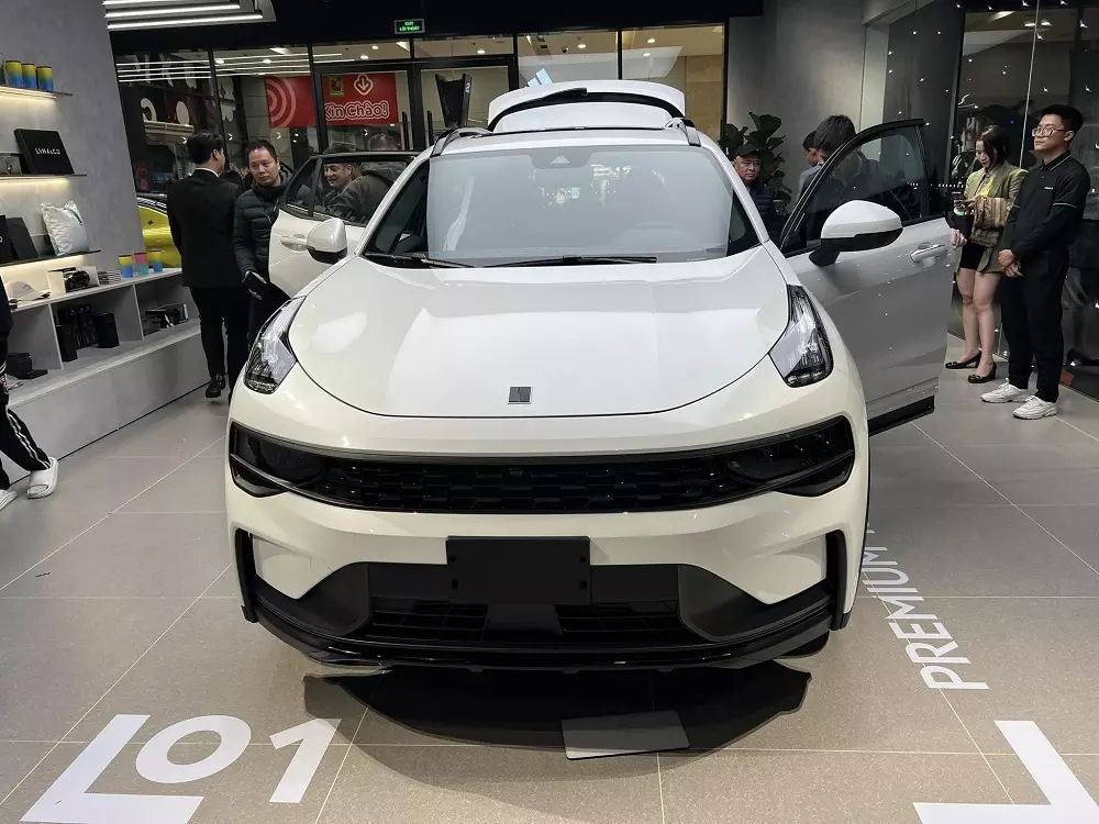 lynk-co-01-1-293a_result